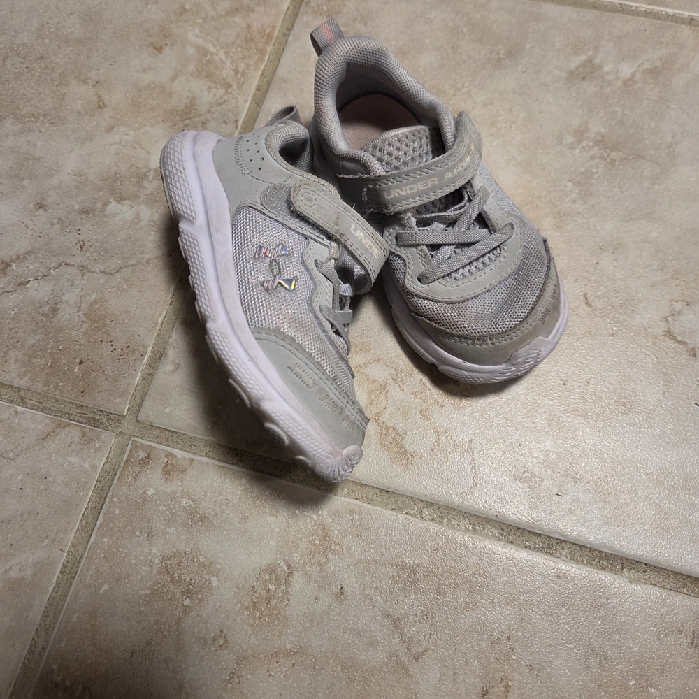 Under Armour Toddler Light Gray Sneakers